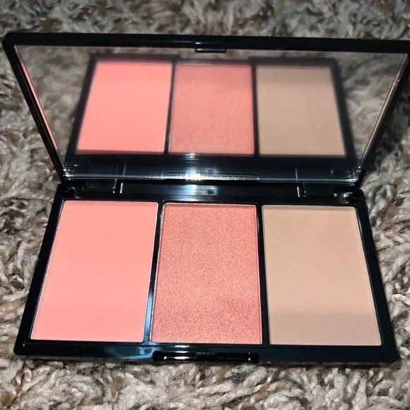 Phase Zero Makeup: Blush & Bronzer Trio - Picture 5 of 9